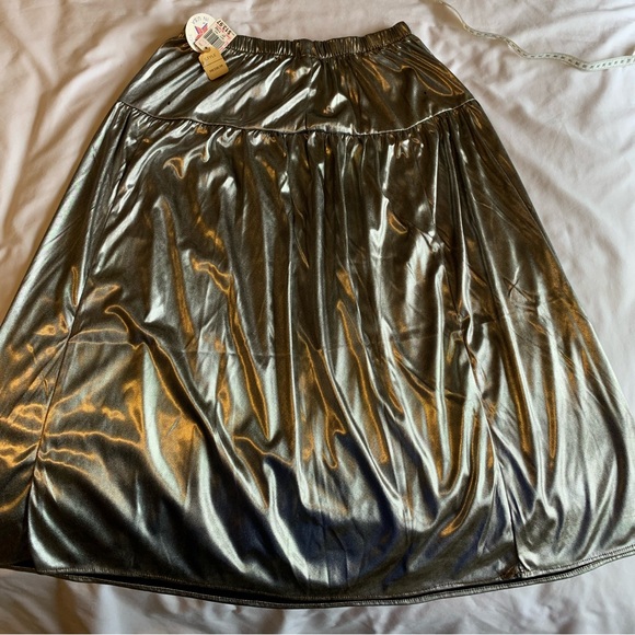 Vintage 80’s Silver skirt - Picture 3 of 8